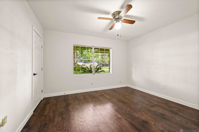 324 Janmar St, Denham Springs, LA 70726