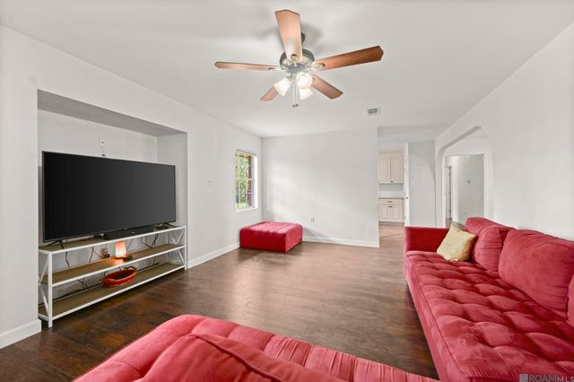 324 Janmar St, Denham Springs, LA 70726