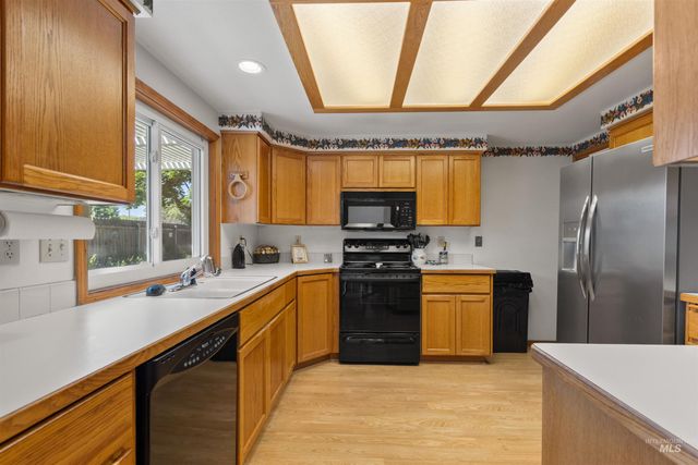 1639 N Interlachen Way, Meridian, ID 83646