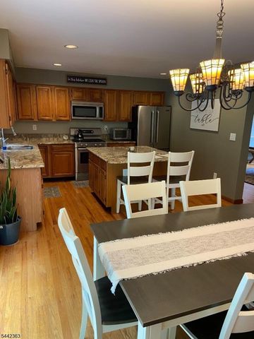 39 Radcliffe Dr, Sparta Twp., NJ 07871