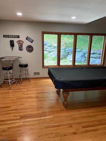 39 Radcliffe Dr, Sparta Twp., NJ 07871
