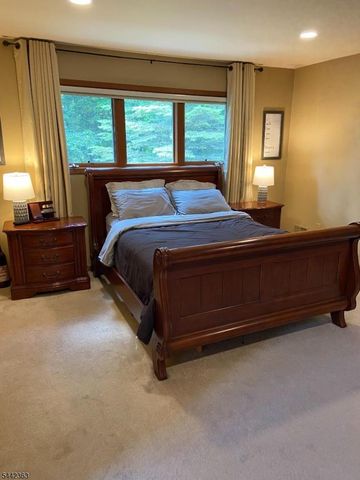 39 Radcliffe Dr, Sparta Twp., NJ 07871