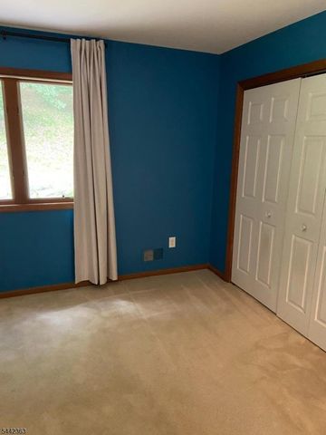 39 Radcliffe Dr, Sparta Twp., NJ 07871