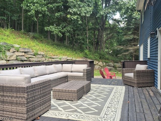 39 Radcliffe Dr, Sparta Twp., NJ 07871