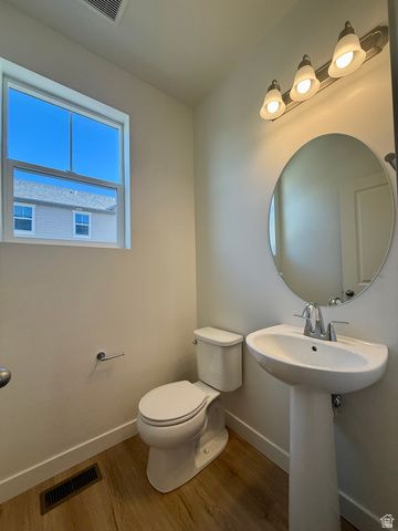 1688 N 1600 W, Layton, UT 84041