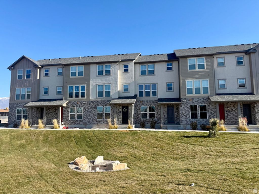 1688 N 1600 W, Layton, UT 84041