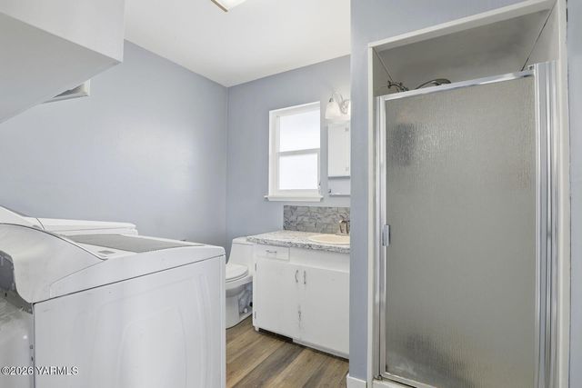 609 N 38th St, Yakima, WA 98901