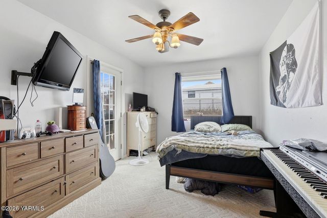 609 N 38th St, Yakima, WA 98901