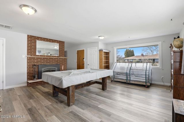 609 N 38th St, Yakima, WA 98901