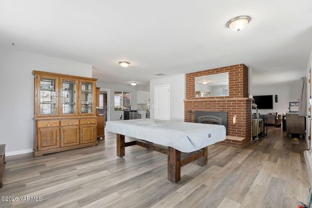 609 N 38th St, Yakima, WA 98901