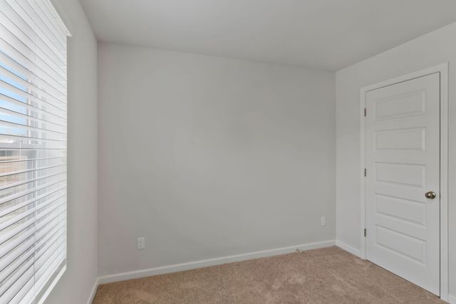 1019 Biscayne St, White House, TN 37188