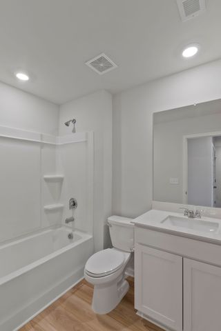 1019 Biscayne St, White House, TN 37188