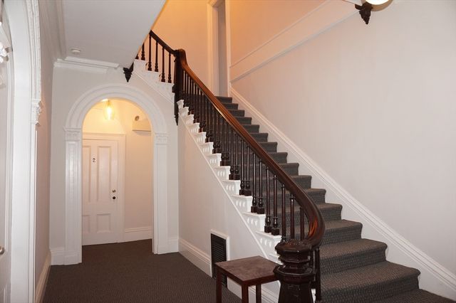 73 Elm Road 4, Newton, MA 02460