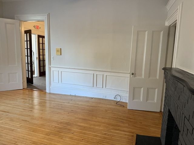 73 Elm Road 4, Newton, MA 02460