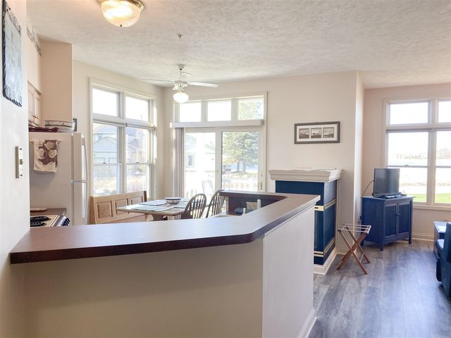 26 Brookharbor, Manistee, MI 49660