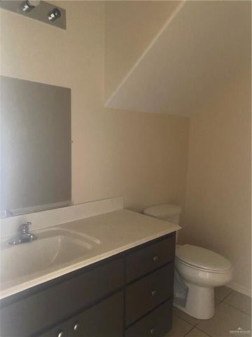 1412 W Harrison Avenue 3, Alton, TX 78573