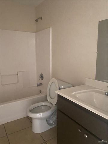 1412 W Harrison Avenue 3, Alton, TX 78573