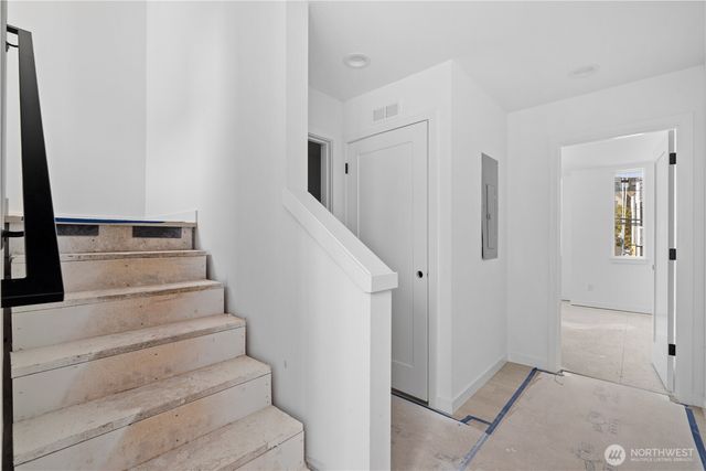 1825 E Pine Street, Seattle, WA 98122