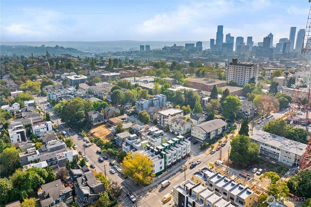1825 E Pine Street, Seattle, WA 98122