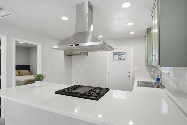 19906 Geer Ave, Hilmar, CA 95324