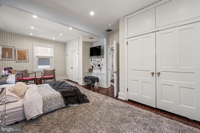 217 WAYNE AVE, Narberth, PA 19072