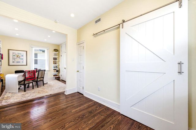 217 WAYNE AVE, Narberth, PA 19072