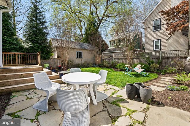 217 WAYNE AVE, Narberth, PA 19072