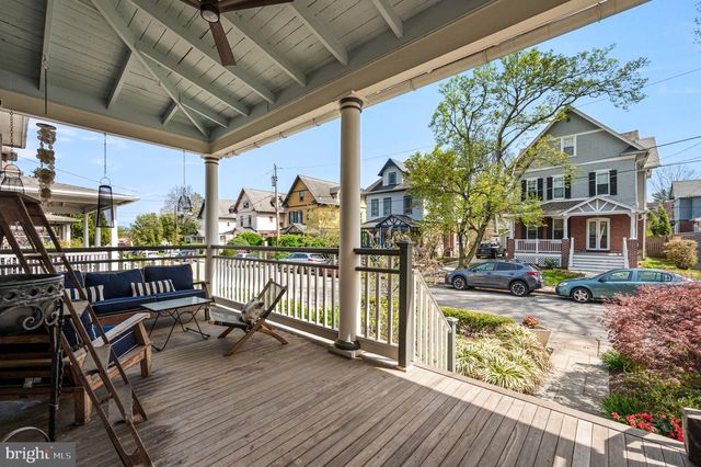 217 WAYNE AVE, Narberth, PA 19072