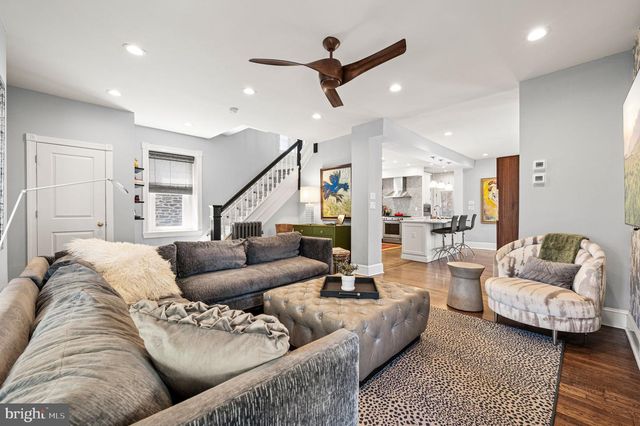 217 WAYNE AVE, Narberth, PA 19072