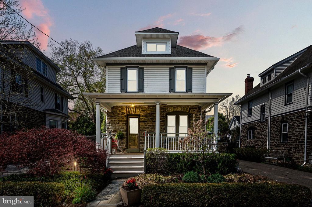 217 WAYNE AVE, Narberth, PA 19072