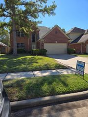 9519 Willow Lodge Court, Houston, TX 77064