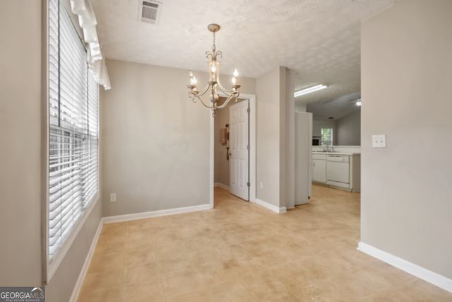 147 Laurel Lane, Social Circle, GA 30025