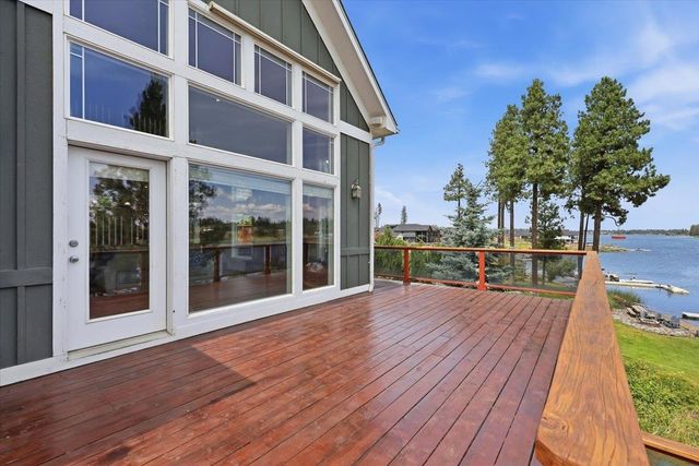 11723 S Greenfield Ln, Medical Lake, WA 99022