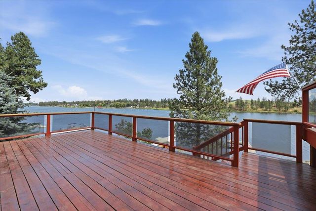 11723 S Greenfield Ln, Medical Lake, WA 99022
