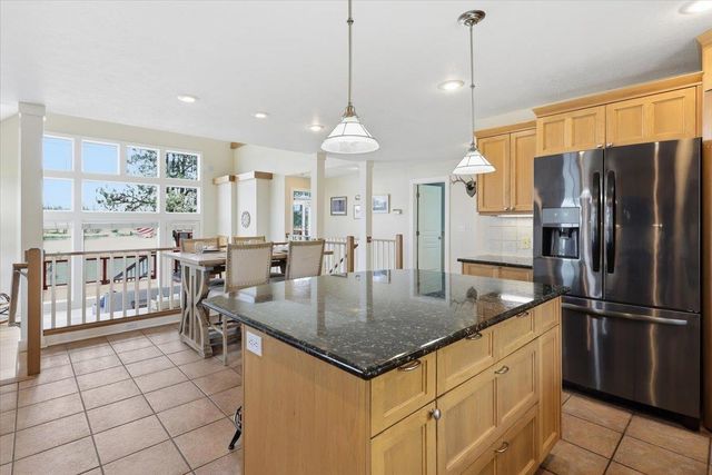 11723 S Greenfield Ln, Medical Lake, WA 99022