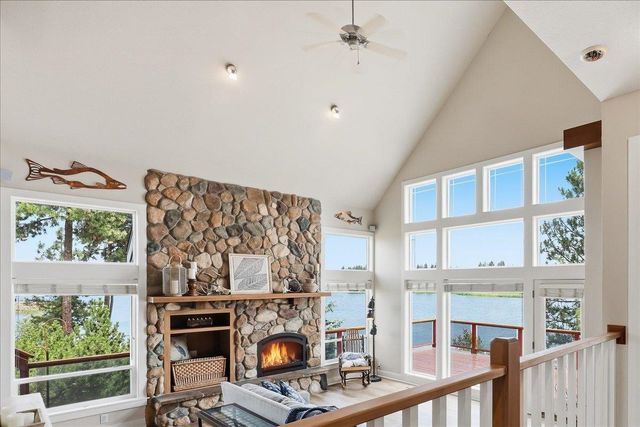 11723 S Greenfield Ln, Medical Lake, WA 99022