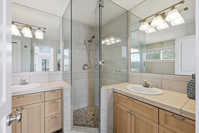 11723 S Greenfield Ln, Medical Lake, WA 99022