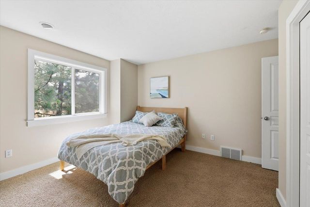 11723 S Greenfield Ln, Medical Lake, WA 99022