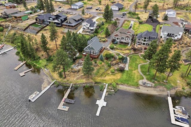 11723 S Greenfield Ln, Medical Lake, WA 99022