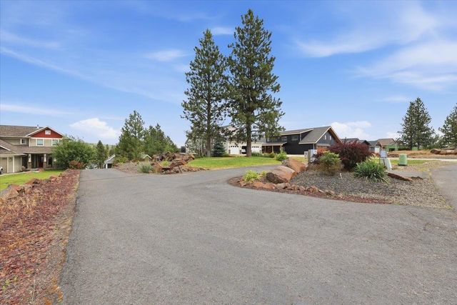 11723 S Greenfield Ln, Medical Lake, WA 99022