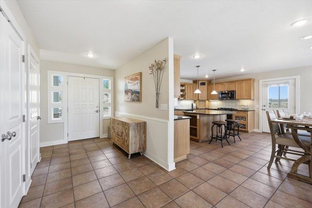 11723 S Greenfield Ln, Medical Lake, WA 99022