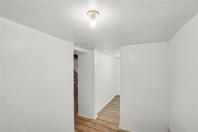 1045 Flemington St, Greenfield, PA 15217