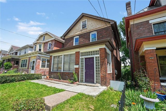 1045 Flemington St, Greenfield, PA 15217