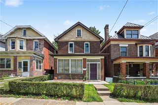 1045 Flemington St, Greenfield, PA 15217