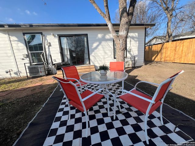 3950 S WALTERS, San Antonio, TX 78223