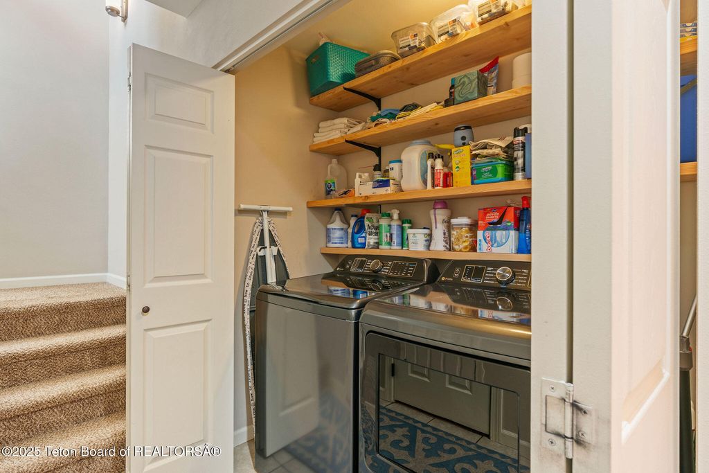 1874 JOSEPHINE Loop, Jackson, WY 83001 photo 10