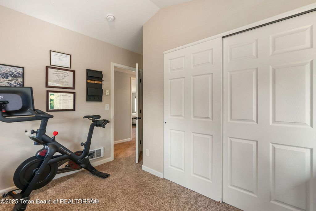 1874 JOSEPHINE Loop, Jackson, WY 83001 photo 16