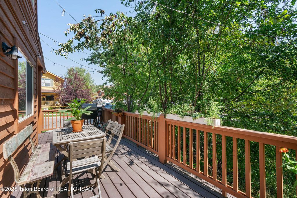 1874 JOSEPHINE Loop, Jackson, WY 83001 photo 21