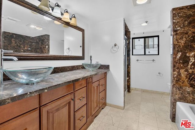 10660 Wilshire Boulevard 309, Los Angeles, CA 90024