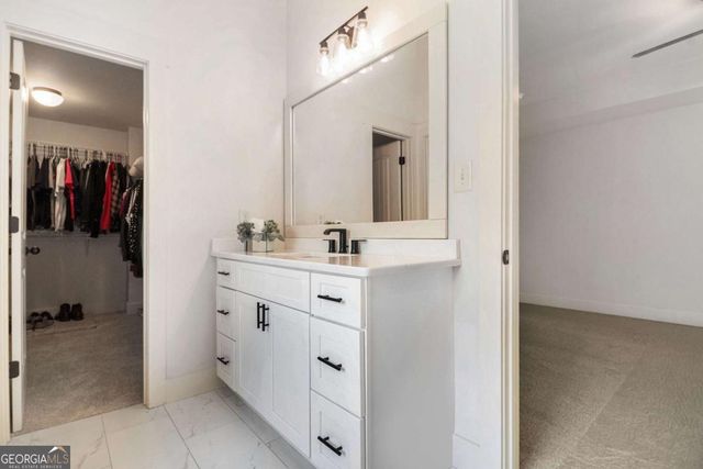 466 Austin Storey Circle, Newnan, GA 30263